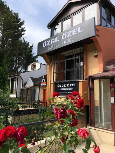 Özge Özel Bahçeşehir Güzelik Salonu – Tırnak / Nail Studio, İstanbul (4. fotoğraf)