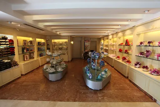 Köşe Han – Diğer (Güzellik), İstanbul