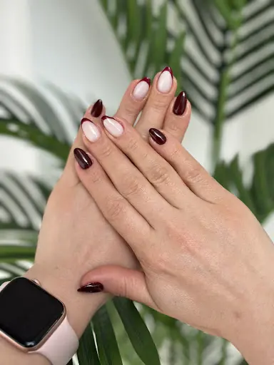 DAMLA HÜNER BEAUTY – Tırnak / Nail Studio, İstanbul