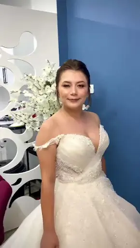Bayan Kuaför Ayşe ARI Saç tasarımı 3