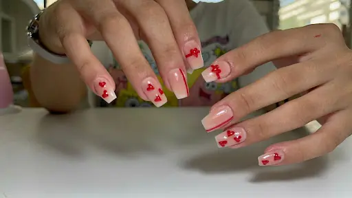 Pares Kuaför Güzellik ve Nail ART Tırnak Stüdyosu 4