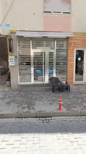 Emel Bayan Kuaförü 3