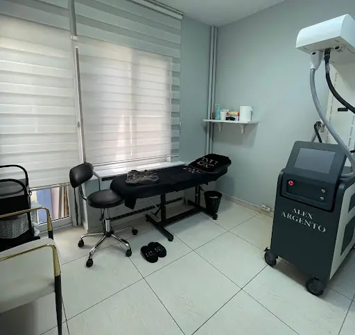 Derman Uysal Beauty 2