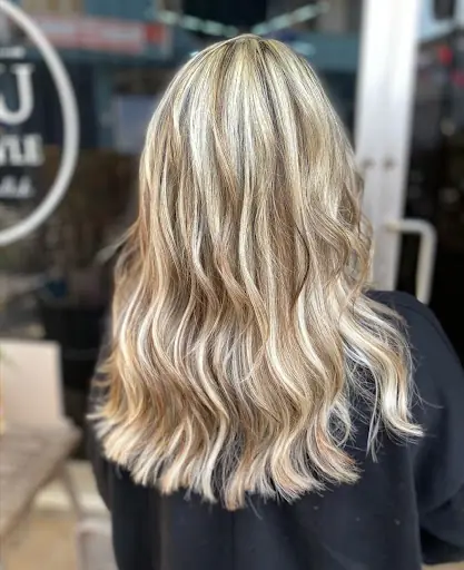 Ebru HairStyle & Saç ve Türban 4