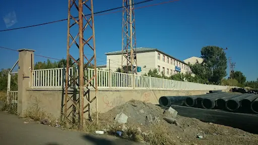 Taşlıcay İlçe Devlet Hastanesi 3