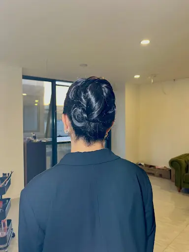 Emine Yıldızhan Makeup Studio 3