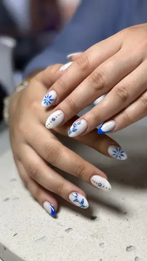 ESRA YAZER GÜZELLİK SALONU