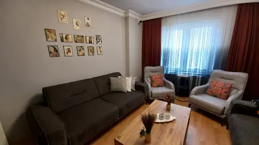 Elis Bayan Kuaförü 3