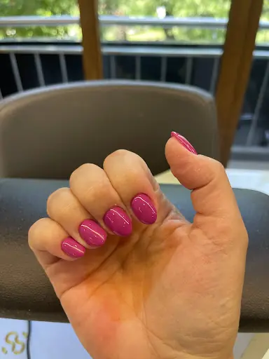 Seyfi Şengül Beauty – Tırnak / Nail Studio, İstanbul (2. fotoğraf)