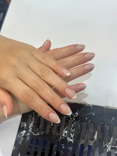 SALON AYLA 2
