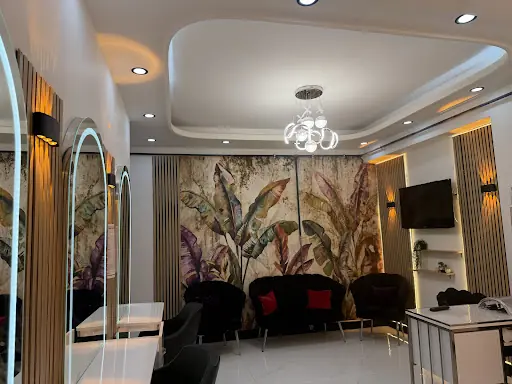 SUDE KUAFÖR VE GÜZELLİK MERKEZİ