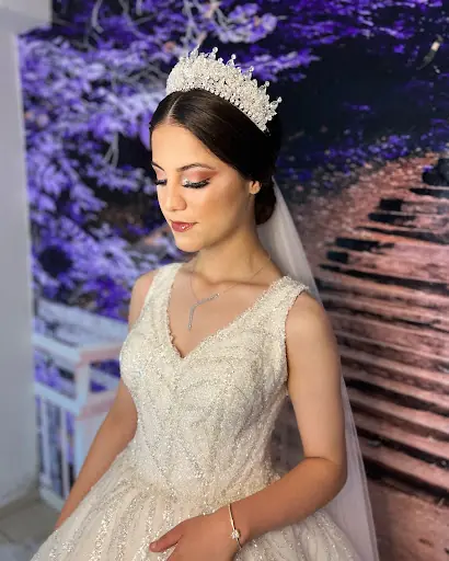 Esra Bayan Kuaförü