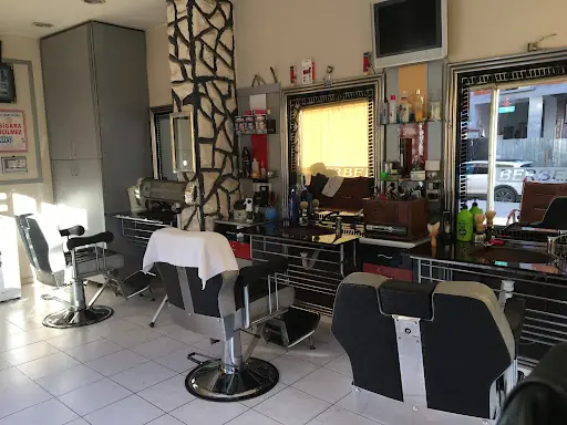 Murat Erkek Kuaförü Ev, İş Yeri, Ofis & Hasta Tıraşı Hizmeti 3