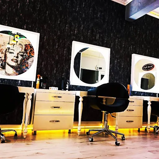 Makkas Hair Beauty Saloon