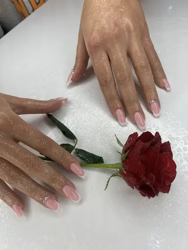 Madenler Protez Tırnak Başak Bulut Beauty 4