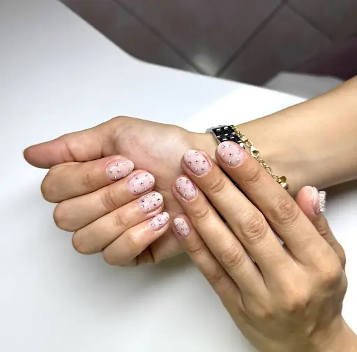 Safranbolu Protez Tırnak / Nail House 4