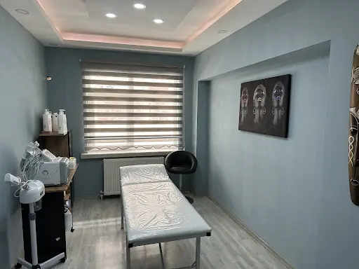 Ay Güzellik Salonu 3
