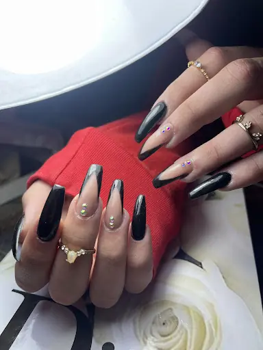 Babygirl Estetik Güzellik Merkezi | Adana Protez Tırnak - Adana Lazer Epilasyon