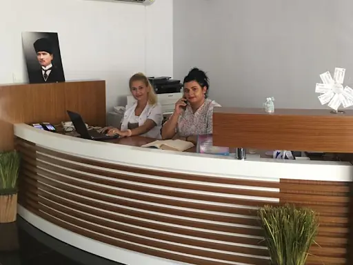 Jin. Op. Doktor Korkut Arslan - Kızlık Zarı Dikimi - Kürtaj - Genital Estetik - Vajina Daraltma – Güzellik Merkezi, İstanbul (4. fotoğraf)