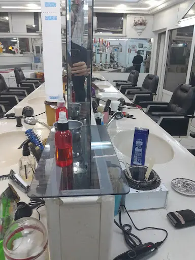 Turan Erkek Kuaförü 4