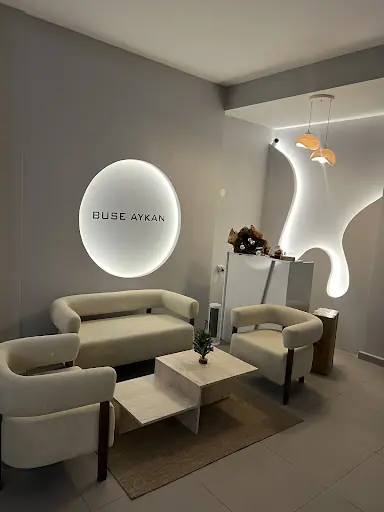 Nail Studio Buse Aykan Karacabey 4