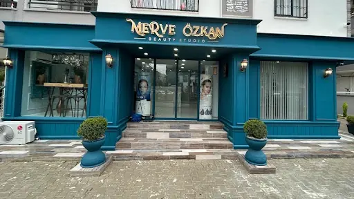Merve Özkan Beauty Studio 2