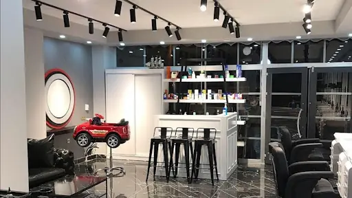 NUHBAL BARBER HAIRSTYLIST