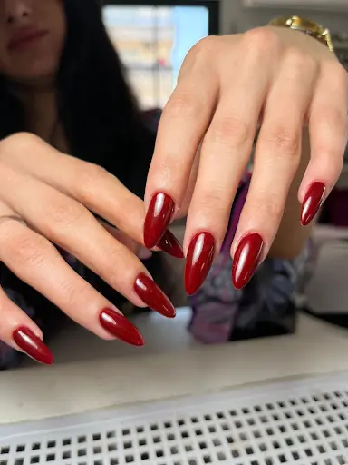 PARLA GÜZELLİK SALONU
