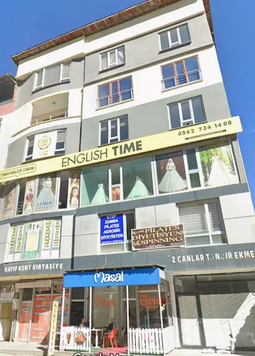 Hakkari İzmir Gelinlik ve Bayan Kuaförü