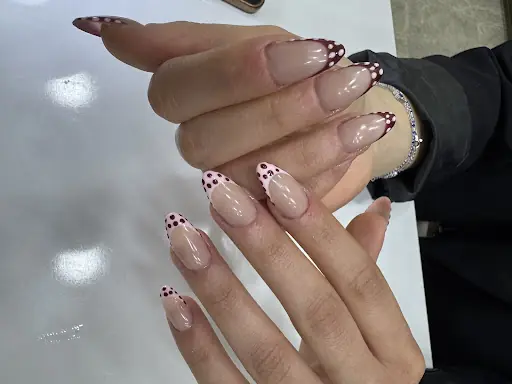Günel Nails Studio - Akyurt Tırnak - Akyurt Manikür - Akyurt Pedikür - Akyurt Protez Tırnak