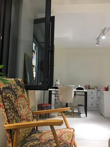 Nida nail studio