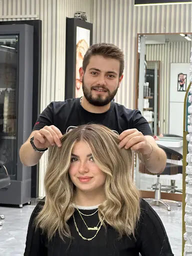 Alican Dişyar Hair Studio 4
