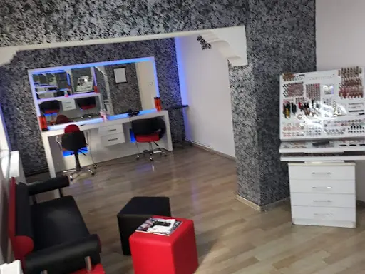 ELİSA BAYAN KUAFÖRÜ 2