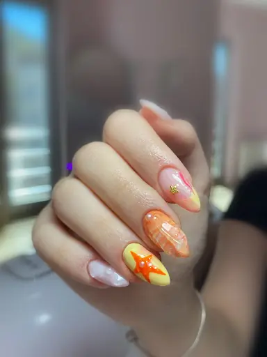 NORA NAIL STUDIO