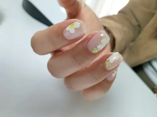 Nail Studio Gülşah Özel- Mimaroba Protez Tırnak 2