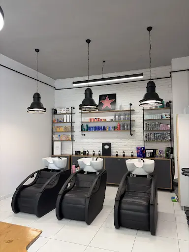 Gökhan Avcı Hair Studio Man & Woman 4