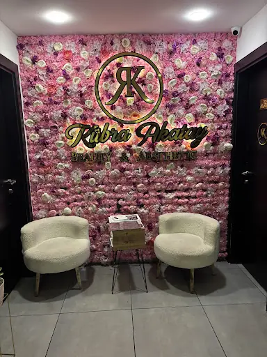 KÜBRA AKATAY BEAUTY & AESTHETIC VIP CENTER 3