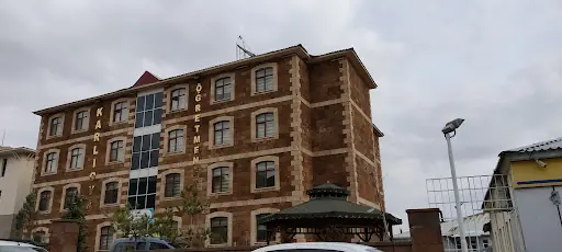 Karlıova Öğretmenevi 2