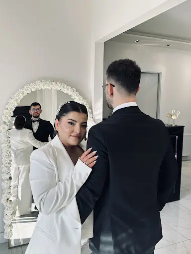 Kübra Emirdoğan Makeup Studıo 3