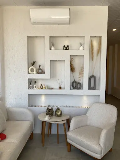 Erna Beauty Studio 3
