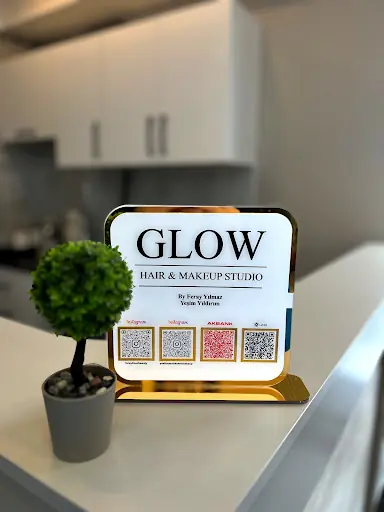 Glow Hair Makeup Studio 2