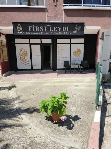 Kuaför First Leydi Saç Tasarımı ve Güzellik salonu