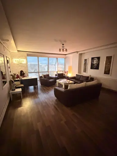 Lotus Güzellik Salonu 4