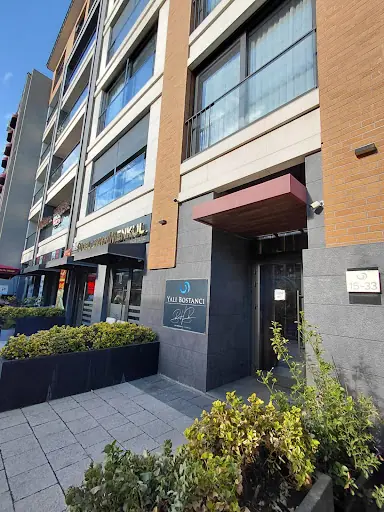 Uzm. Kl. Psk. Berna Çelik, Psikoloji – Diğer (Güzellik), İstanbul