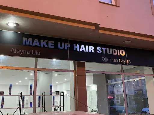 MAKE UP HAIR STUDIO