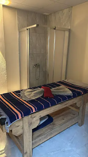 Akhisar AURA LÜX masaj 4