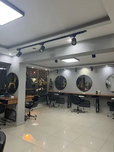 Yiğit Genç Hair Studio 2