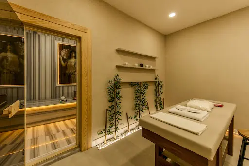Roy's Serenity Spa & Massage