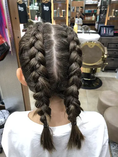 Ender Bozkurt. Hair Design Arenapark AVM 3