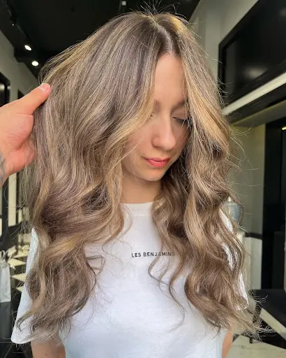 Ertuğrul Cürebal Haır Saloon 3